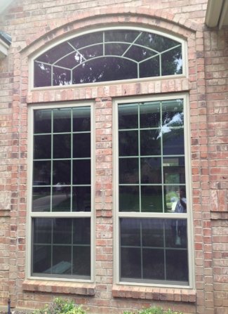 Vinyl windows with grids between the glass in North Dallas