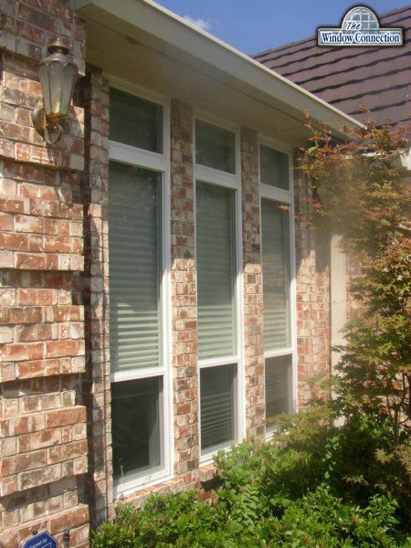 Don Young Company Earthwise VInyl Replacement Windows in Dallas - Single Hungs with Transomes